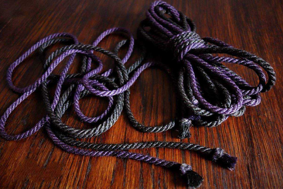 Duo color jute touw 6 mm black/violet