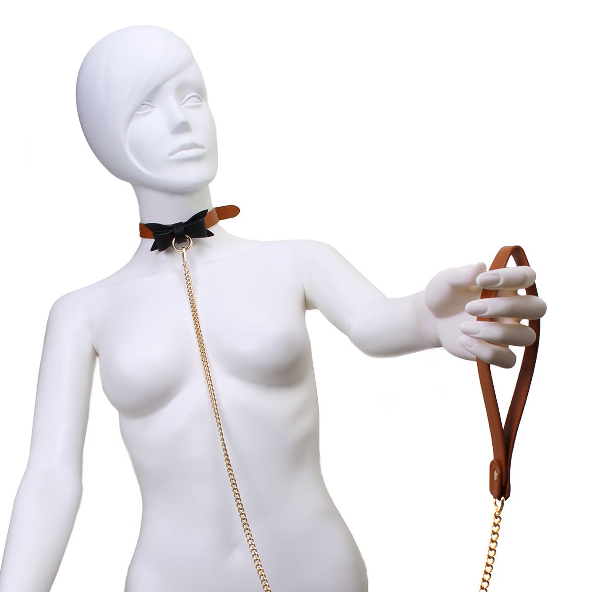 altijd-reeds-een-iets-andere-collar-willen-hebben-dan-iedereen-dan-is-dit-misschien-wat-je-zoekt-deze-vegan-collar-in-de-vorm-van-een-strikje-in-de-kleurcombinatie-bruin-en-zwart-afgewerkt-met-vergulden-accenten-zie-je-niet-op-elk-speelfeestje-vanaf-nu-ben-je-niet-alleen-meer-speciaal-maar-zie-en-voel-je-jezelf-ook-speciaal-7