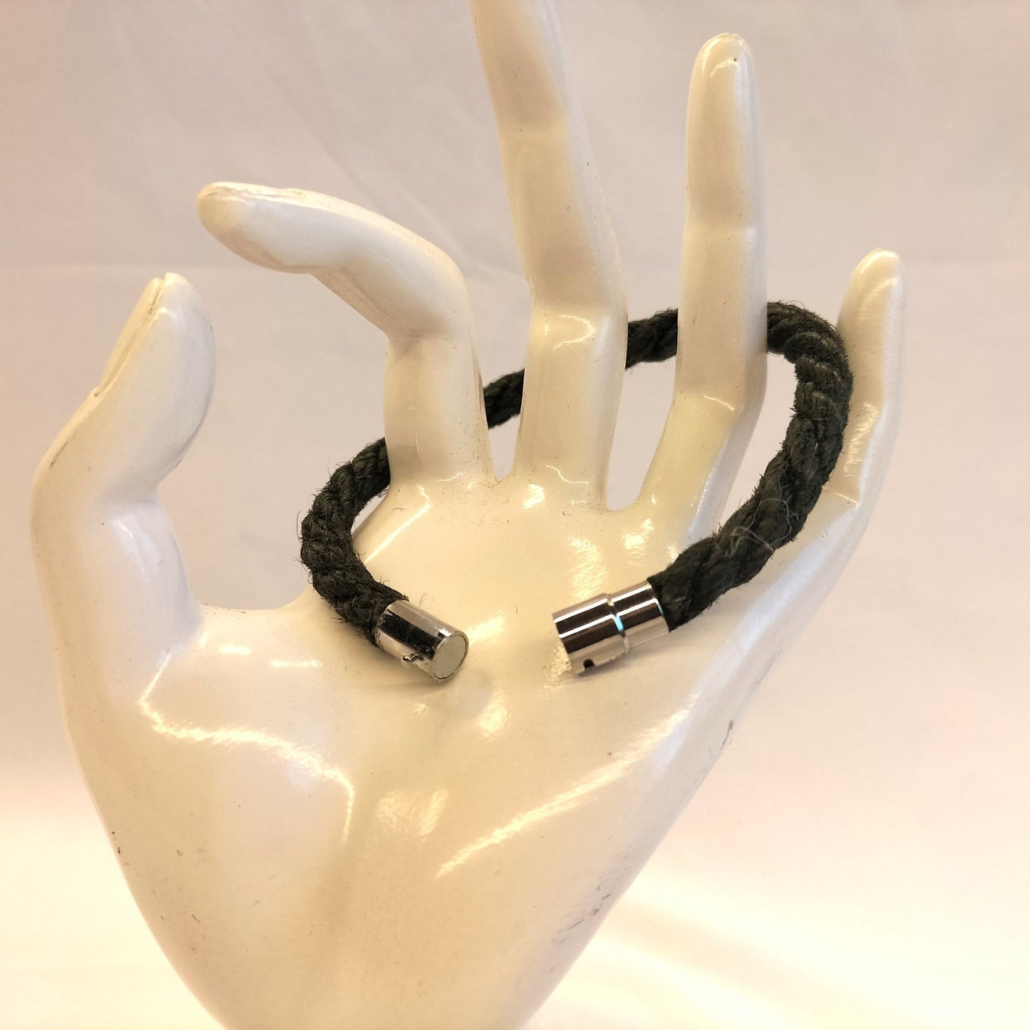 Jute Armband Handgekleurd 8g – Magneetslot 6mm Paars Bordeaux Groen - BDSM Sieraden - SM - speeltjes