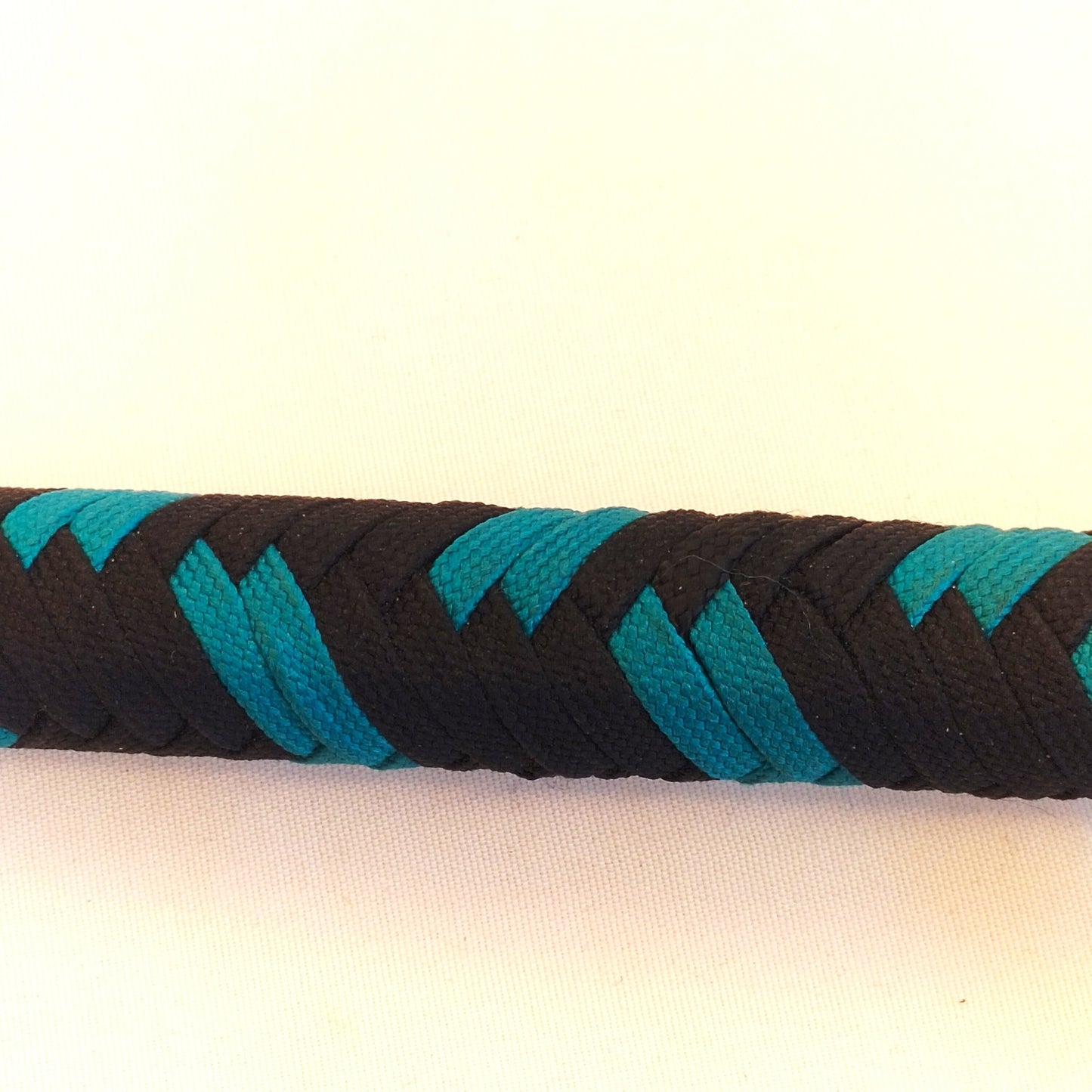 Paracord Bullwhip 60cm 140g FLUO Kleuren - Premium Handvat 18mm Verzwaard - Impact Play - Zwepen - SM - speeltjes