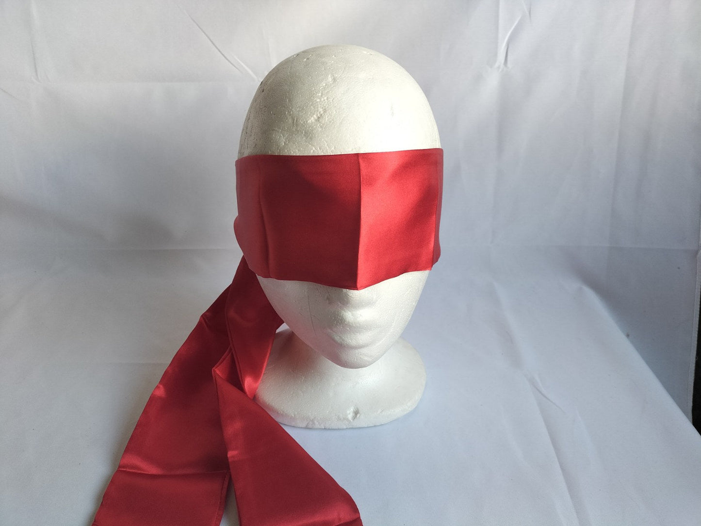 Satijn oogmasker (diverse kleuren) - SM - speeltjes