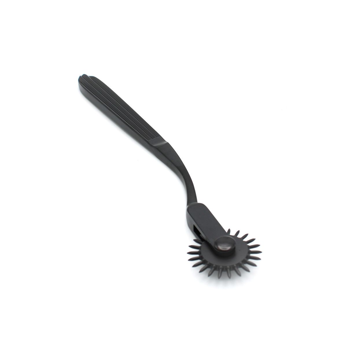 met-dit-zwart-gecoate-wartelberger-wieltje-voorzien-van-allemaal-fijne-scherpe-puntjes-ga-je-de-sensuele-toer-op-en-weet-je-alle-gevoelige-plekjes-bij-je-partner-te-vinden-6