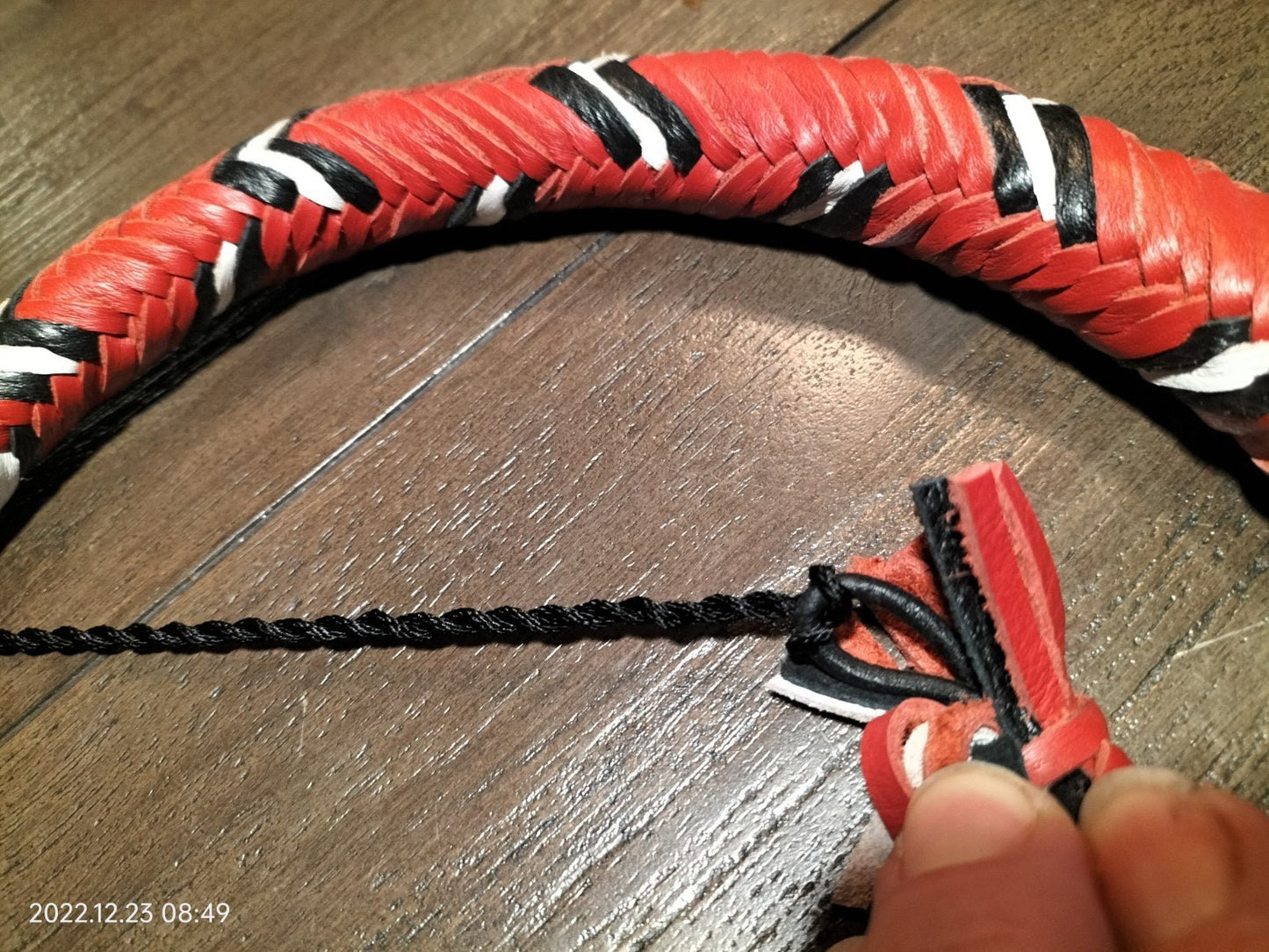 Bullwhip 3 foot rood/zwart/wit - SM - speeltjes
