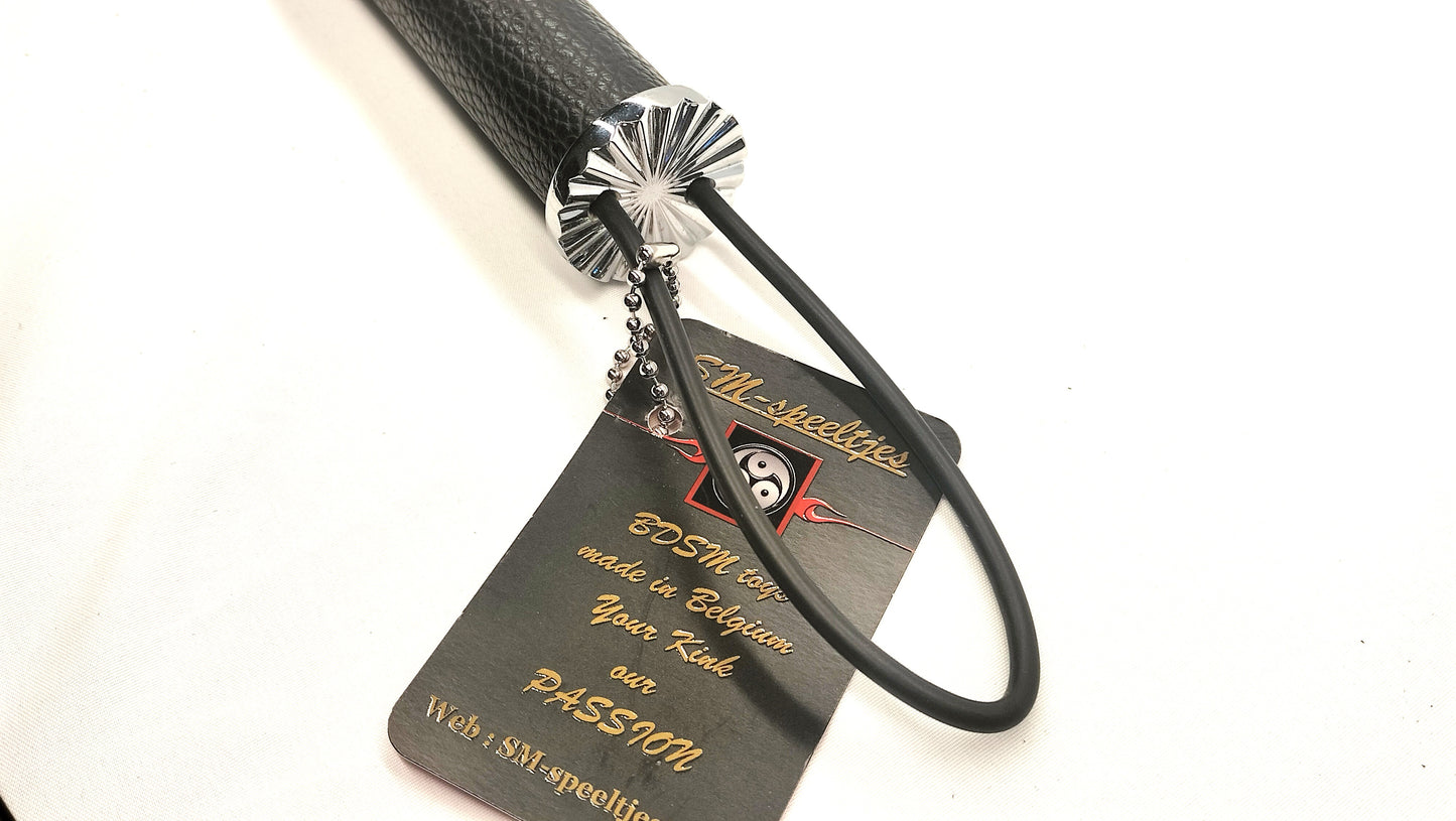 EPDM Cat O Nine Gesel met Skulls – Handgemaakte Impact Play Zweep