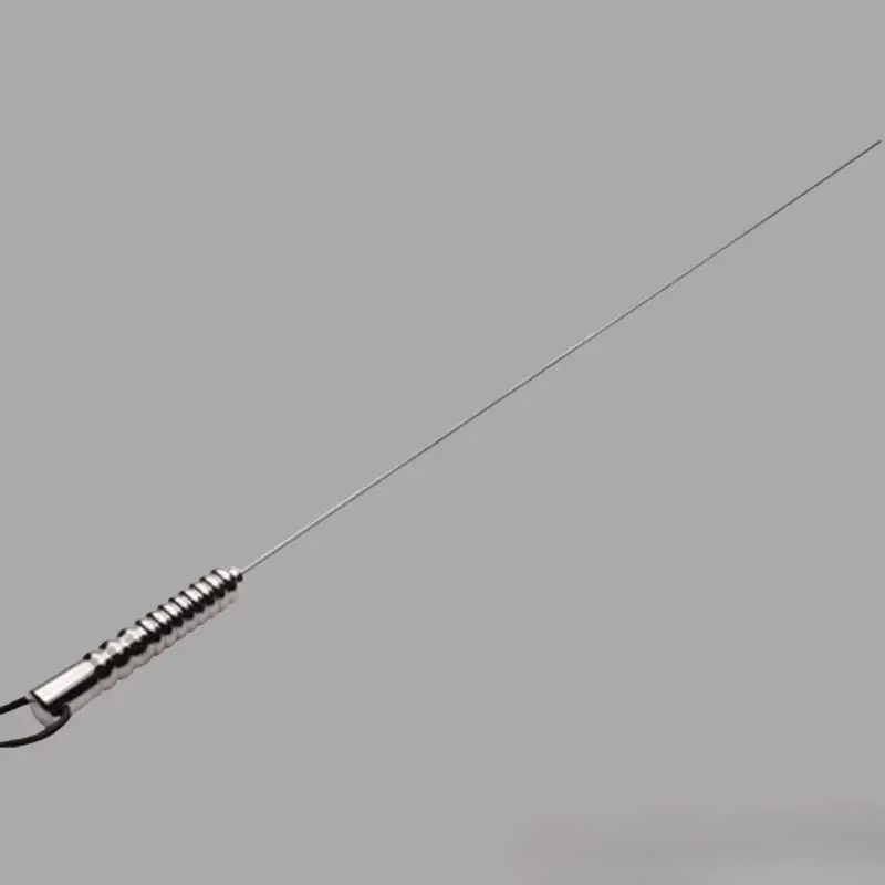 de-stainless-steel-cane-van-amper-2.3mm-diameter-is-er-eentje-voor-die-die-houden-van-scherpe-pijn-danzij-zijn-rvs-opbouw-is-deze-bdsm-toy-zeer-gemakkelijk-net-te-houden