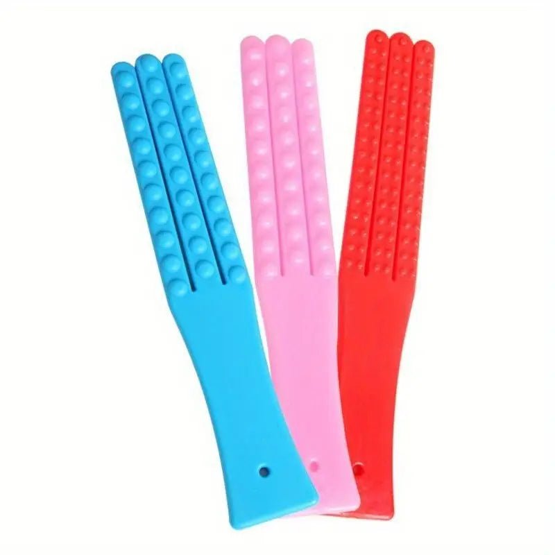 deze-lief-uitziende-paddel-is-eigenlijk-best-heel-gemeen-dit-door-enerzijds-de-losse-vingers-daarnaast-ook-nog-eens-omdathij-van-silicone-is-gemaakt-en-als-laatste-door-de-gemene-noppen-die-er-op-staan-maar-wie-vindt-dit-nu-verschikkelijk-niemand-toch-1