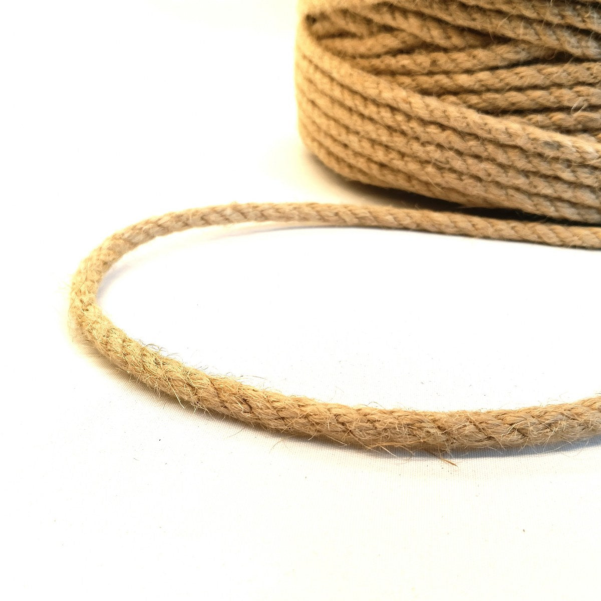 Jute Touw 6mm per Meter - Natuurlijk Shibari Bondage Touw 200kg