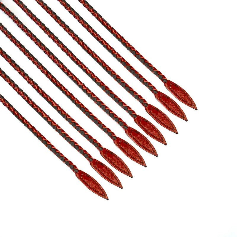 met-deze-nine-tail-gesel-of-flogger-heb-je-een-iets-fellere-bdsm-toy-bij-hij-is heftiger-dan-een-gewone-volle-flogger-en-niet-zo-pijnlijk-als-een-echte-gesel-nu-alleen-nog-een-keuze-maken-tussen-de-aangeboden-kleuren-10