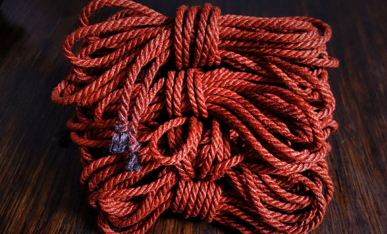 Corde de jute 6 mm rouge classique