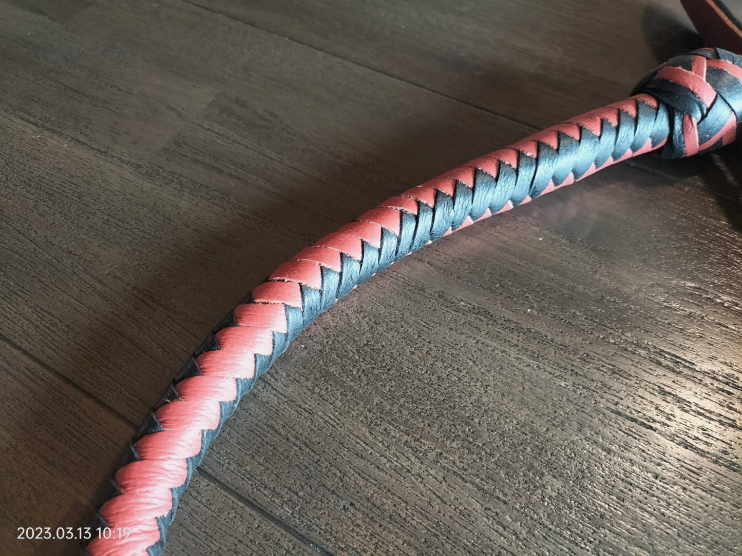 Snake whip met grote flap aan het einde