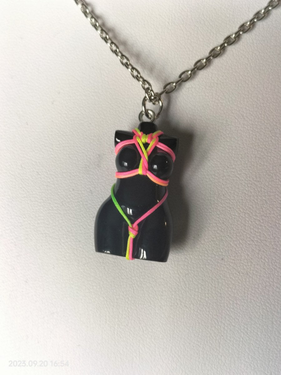 Bondage necklace multi color rope