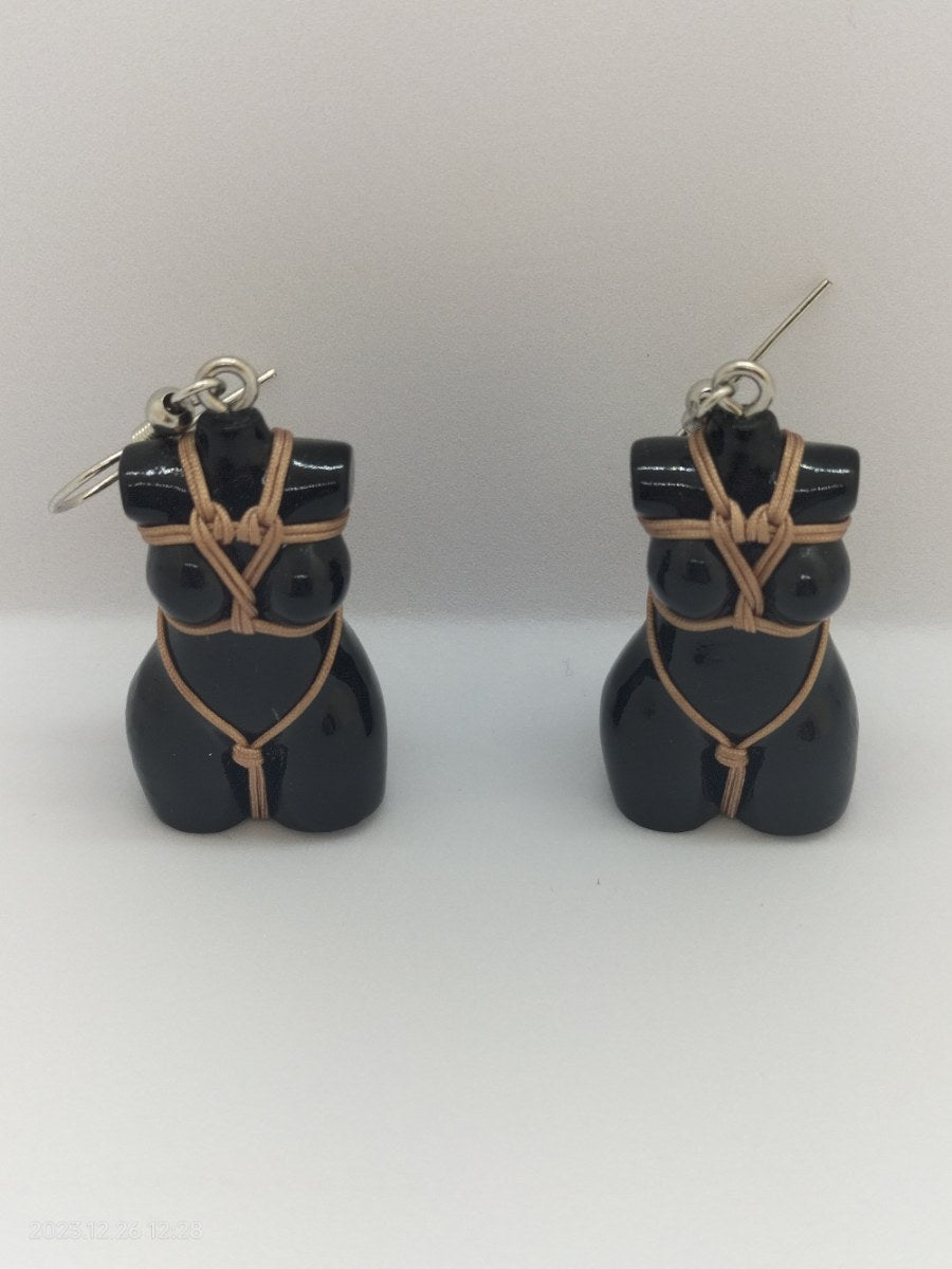 Bondage earrings mocha color