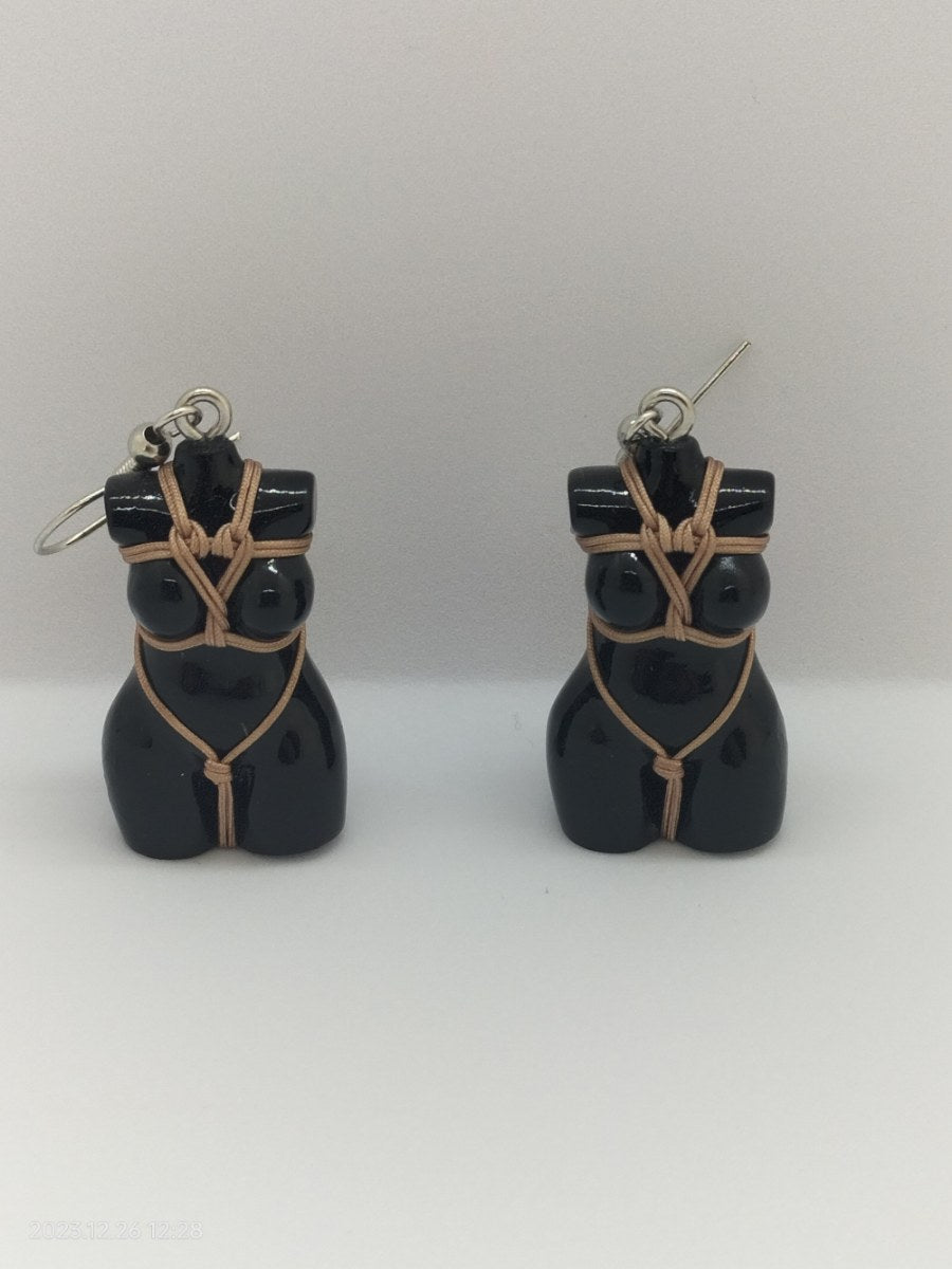 Bondage earrings mocha color