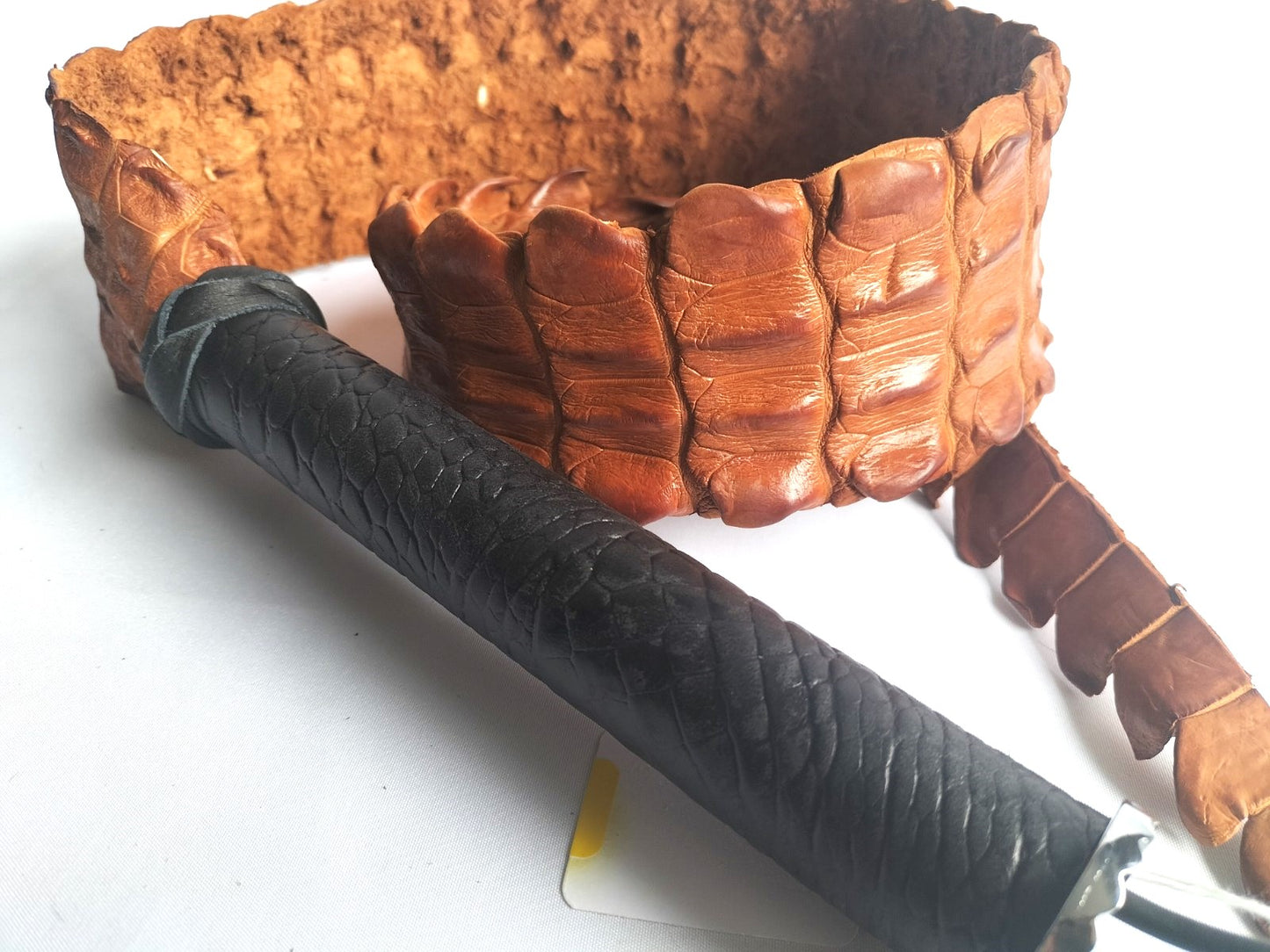 Backstrap whip cognac with crocodile print black leather handle