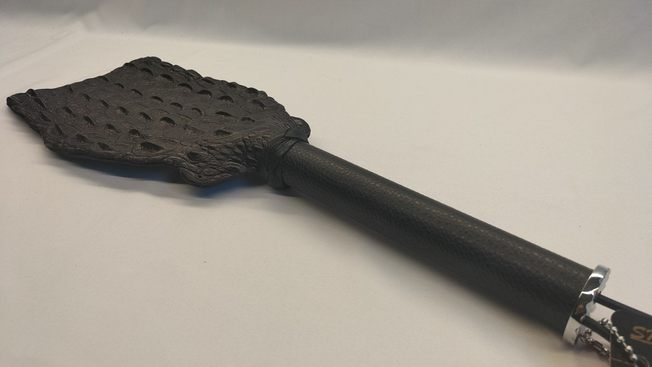 met-deze-backstrap-paddel-haal-je-jezelf-iets-unieks-in-huis-de-sensatie-die-je-voelt-op-je-achterwerk-valt-met-niets-te-vergelijken-4