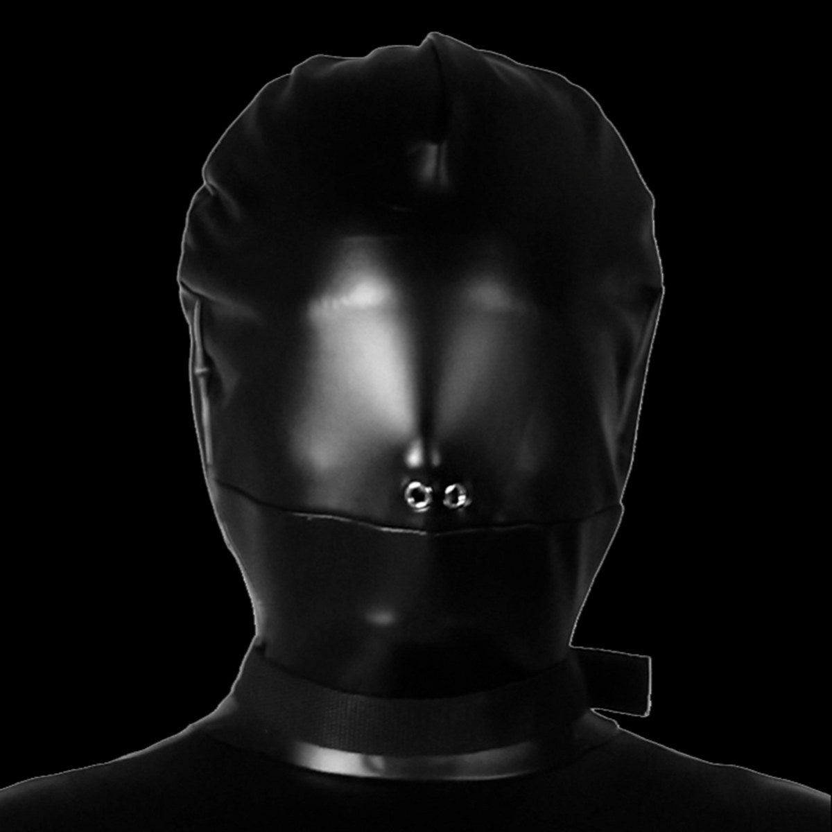 hou-je-van-restricie-bastgezet-worden-of-ingebonden-zitten-dan-is-deze-bodybag-uit-latex-met-pvc-riemen-zeker-je-ding