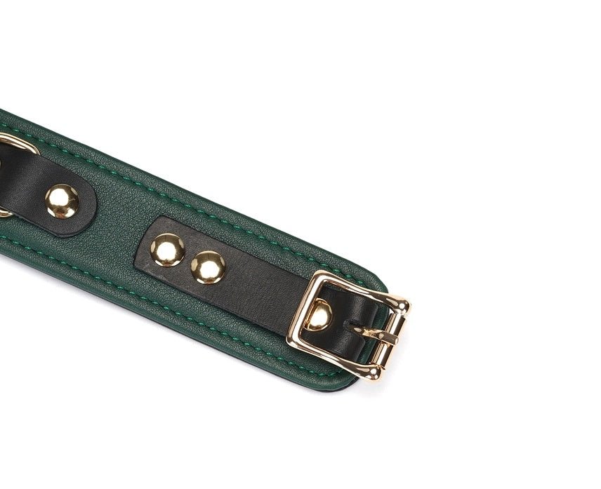 deze-prachtige-leder-bdsm-collar-met-handboeien-en-voetboeien-plus-gagball-is-een-streling-voor-het-oog-de-set-is-gemaakt-van-de-beste-kwaliteit-rundsleder-en-voorzien-van-prachtig-gouden-accenten-zoals-de-gespen-de-d-ringen-de-rivetten-de-o-de-kettingring-en-de-ketting-alle-stukken-in-de-set-zijn-ook-los-te-verkrijgen-14