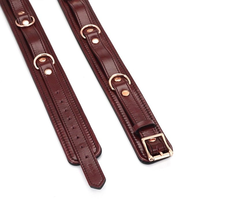 deze-prachtige-leder-bdsm-collar-met-handboeien-en-voetboeien-plus-gagball-is-een-streling-voor-het-oog-de-set-is-gemaakt-van-de-beste-kwaliteit-rundsleder-en-voorzien-van-prachtige-rose-gouden-accenten-zoals-de-gespen-de-d-ringen-de-rivetten-de-o-de-kettingring-en-de-ketting-allestukken-in-de-set-zijn-ook-los-te-verkrijgen-29