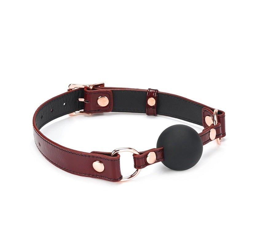 deze-prachtige-leder-bdsm-collar-met-handboeien-en-voetboeien-plus-gagball-is-een-streling-voor-het-oog-de-set-is-gemaakt-van-de-beste-kwaliteit-rundsleder-en-voorzien-van-prachtige-rose-gouden-accenten-zoals-de-gespen-de-d-ringen-de-rivetten-de-o-de-kettingring-en-de-ketting-allestukken-in-de-set-zijn-ook-los-te-verkrijgen-14