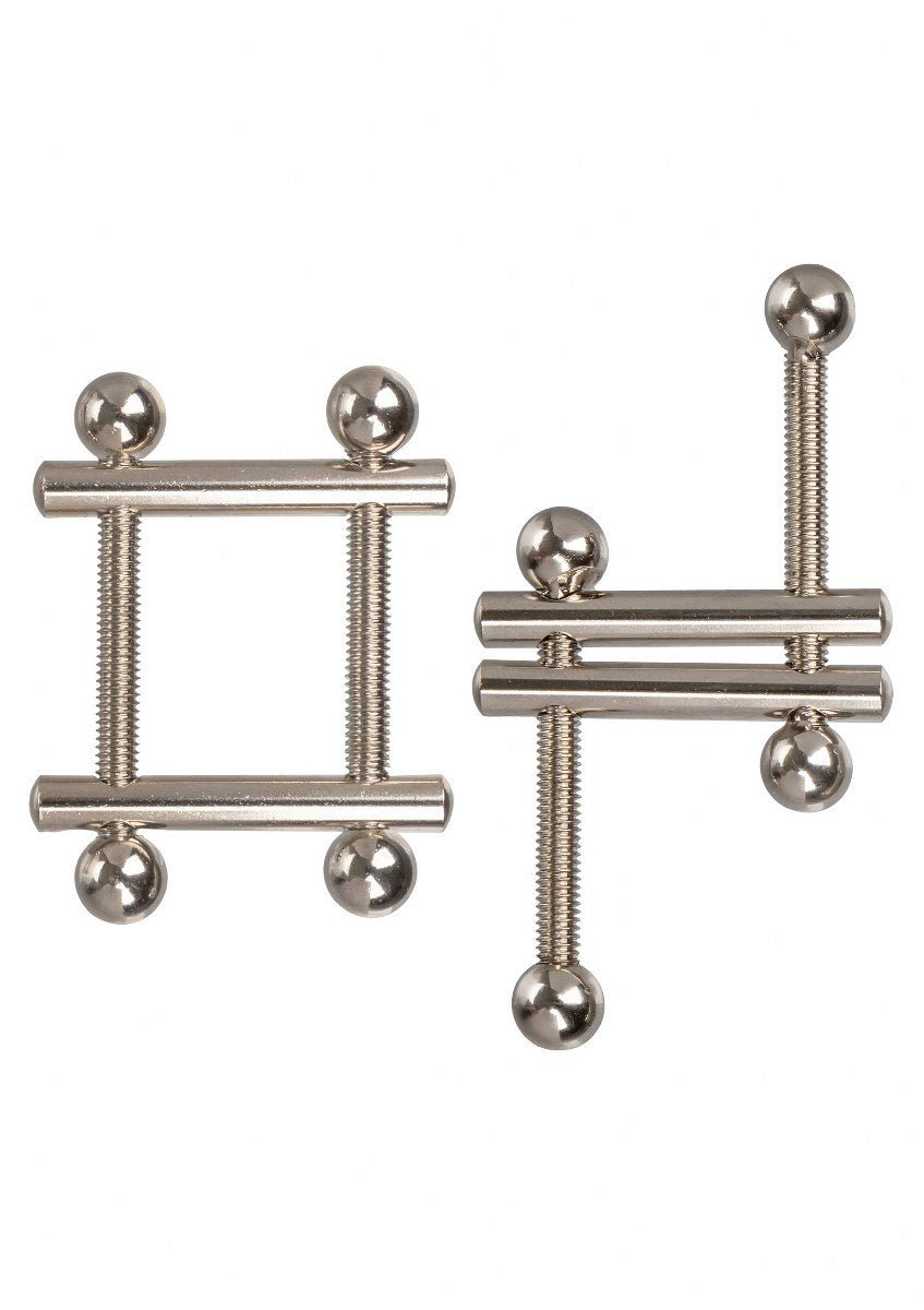 deze-handige-bdsm-toys-in-de-vorm-van-tepelklemmen-zorgen-er-voor-dat-je-de-druk-perfect-kan-afstellen-op-jouw-subje-zijn-of-haar-tepels