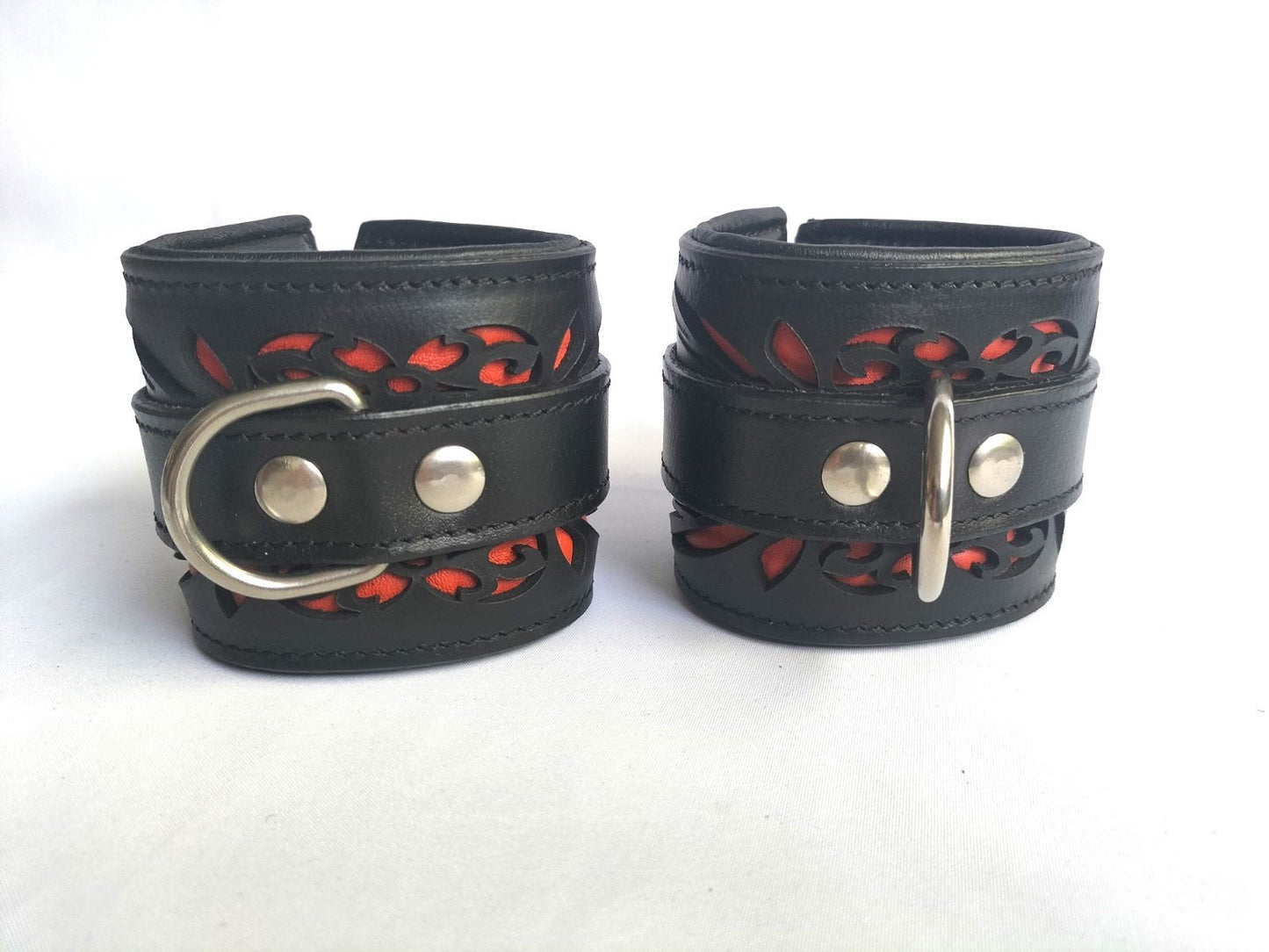 Collars en/of boeienset los verkrijgbaar zwart/oranje (diverse maten) - SM - speeltjes