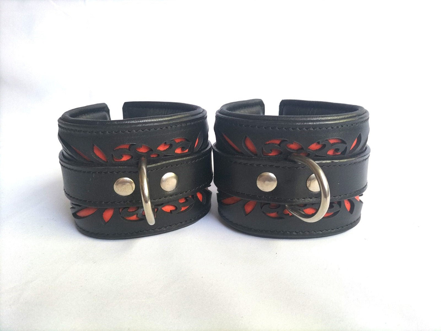 Collars en/of boeienset los verkrijgbaar zwart/oranje (diverse maten) - SM - speeltjes