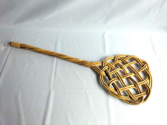 De oeroude mattenklopper - SM - speeltjes