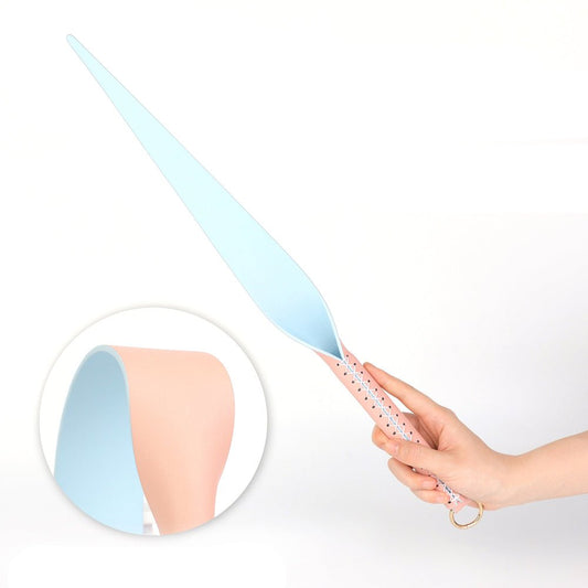 met-deze-vegan-devils-tail-zweep-haal-je-jezelf-zowel-een-goedkope-als-extral-leuke-bdsm-toy-in-huis-die-gemakkelijk-te-onderhouden-is-en-best-venijnig-is-2