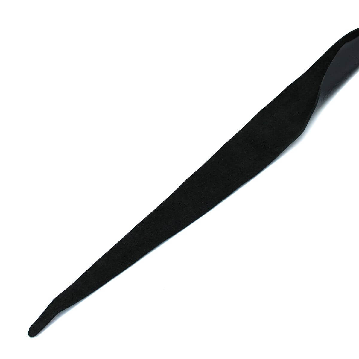 deze-dik-zwart-soepele-leder-zweep-is-perfect-om-te-straffen-of-leuke-rode-marks-nate-laten-op-je-submissive-speel-partner-met-zijn-totale-lengte-van-70-cm-is-hij-gemakkelijk-overal-mee-naartoe-te-nemen-2