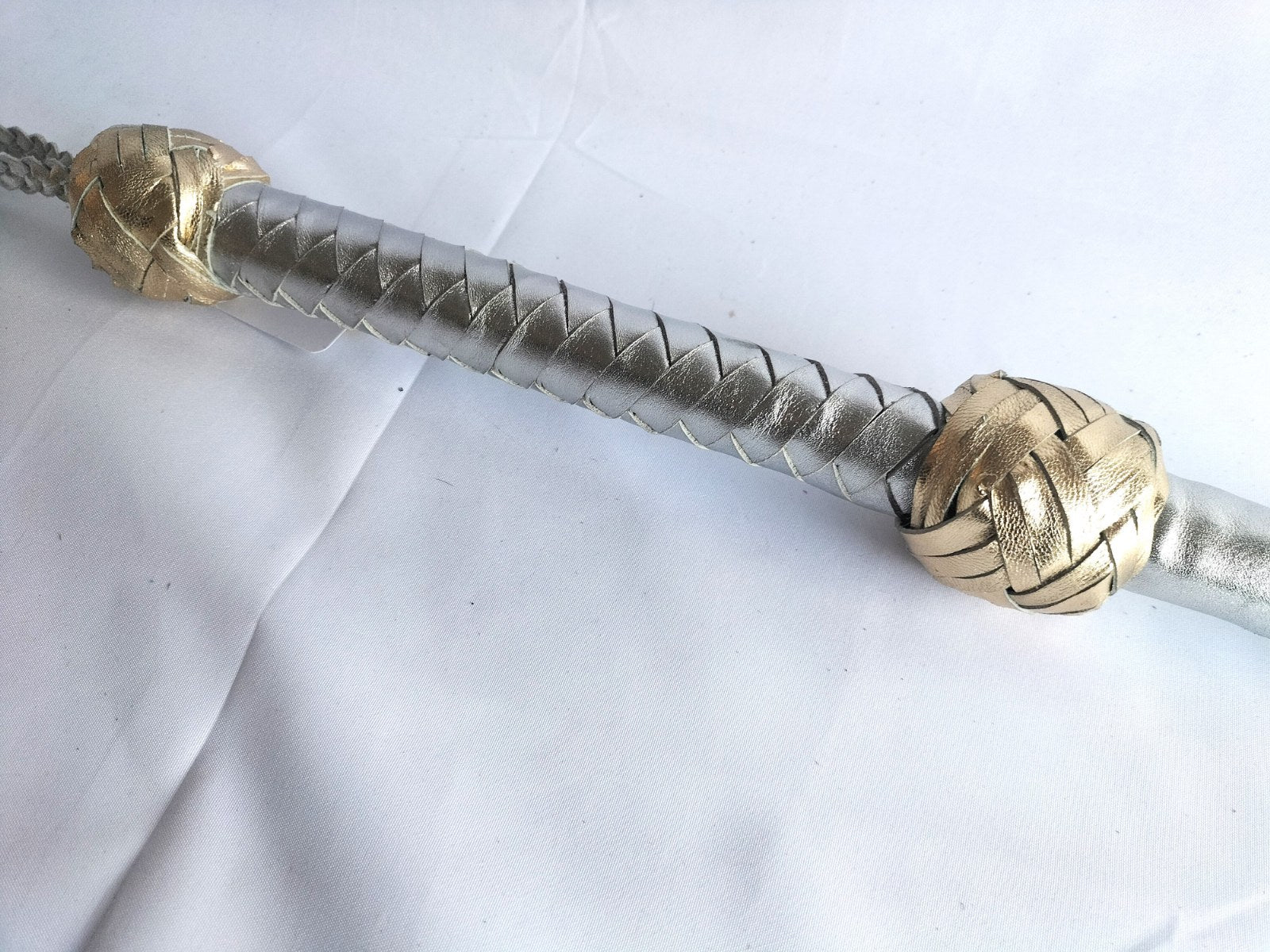 Dragon tail 3 foot (zilver/goud) - SM - speeltjes