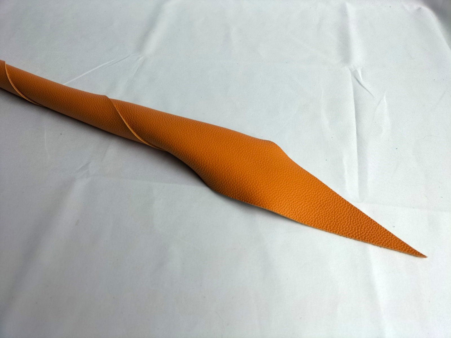 Dragon tail oranje leer 70 cm - SM - speeltjes