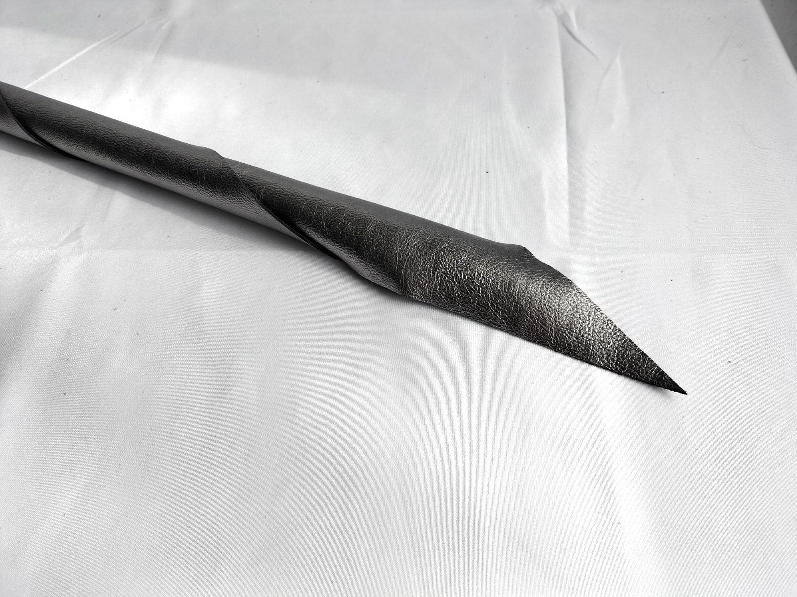 Dragon tail zilver leer 70 cm - SM - speeltjes