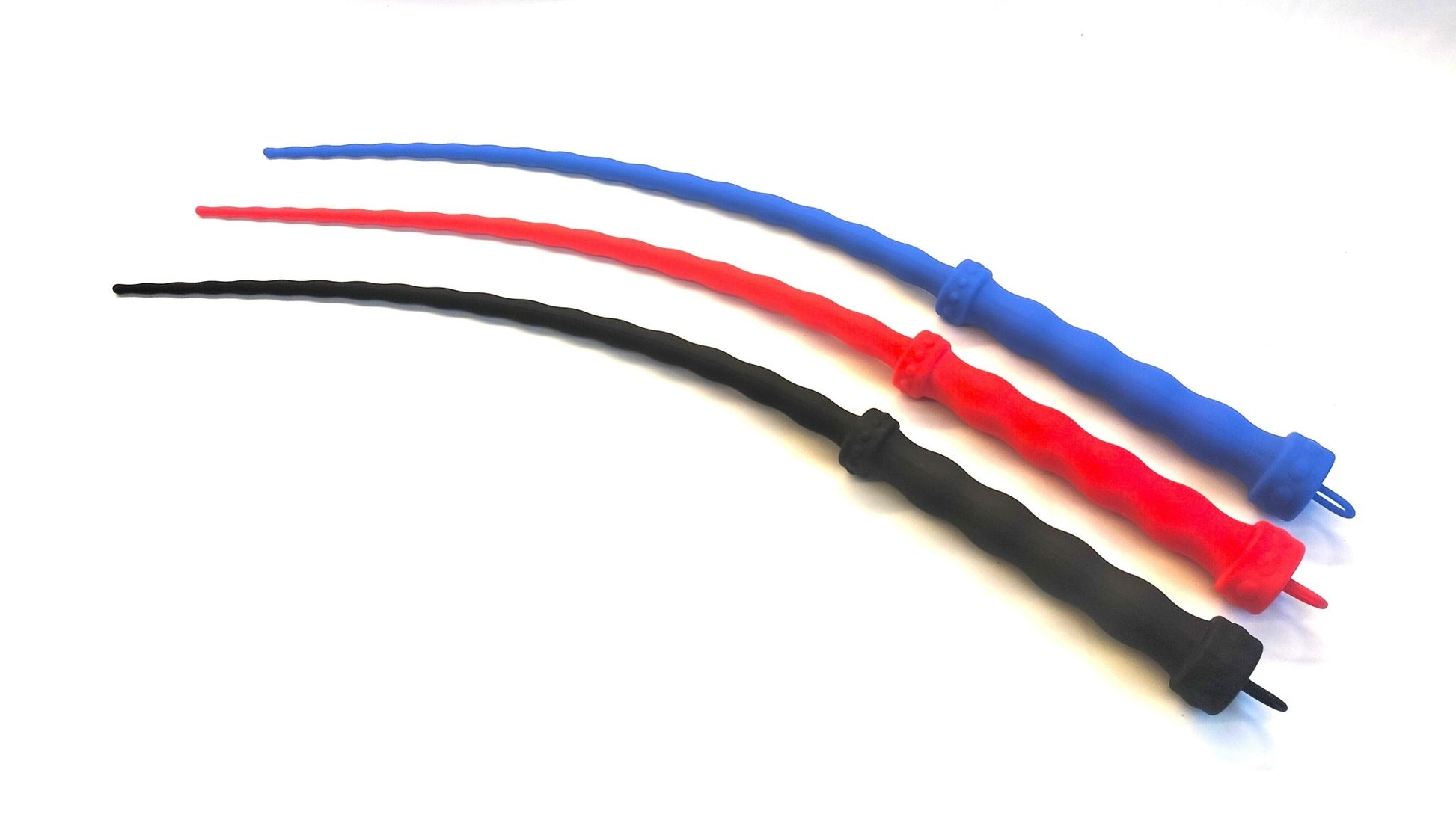 Flexibele BDSM zweep gemaakt van siliconen (zwart, rood of blauw) - SM - speeltjes