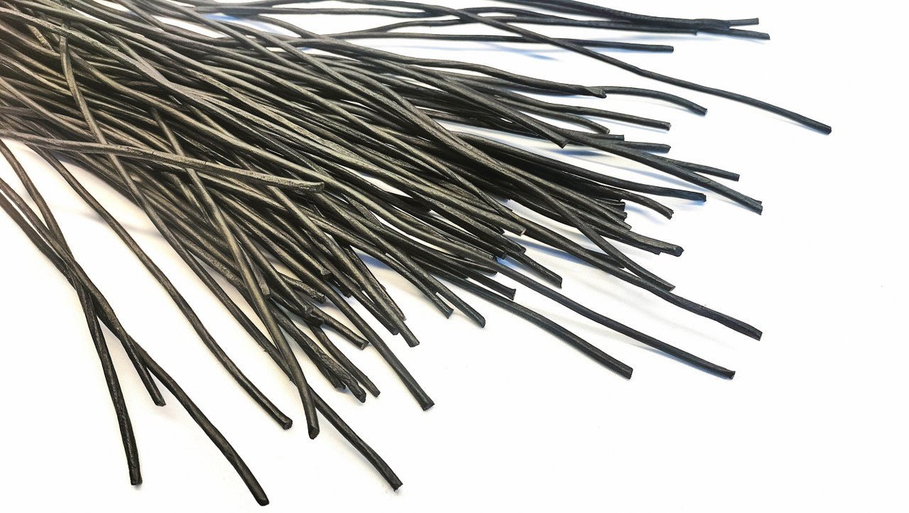 Flogger met 100 Lederen Falls - Zwarte Zweep 70cm BDSM Impact Play - BDSM - SM - speeltjes