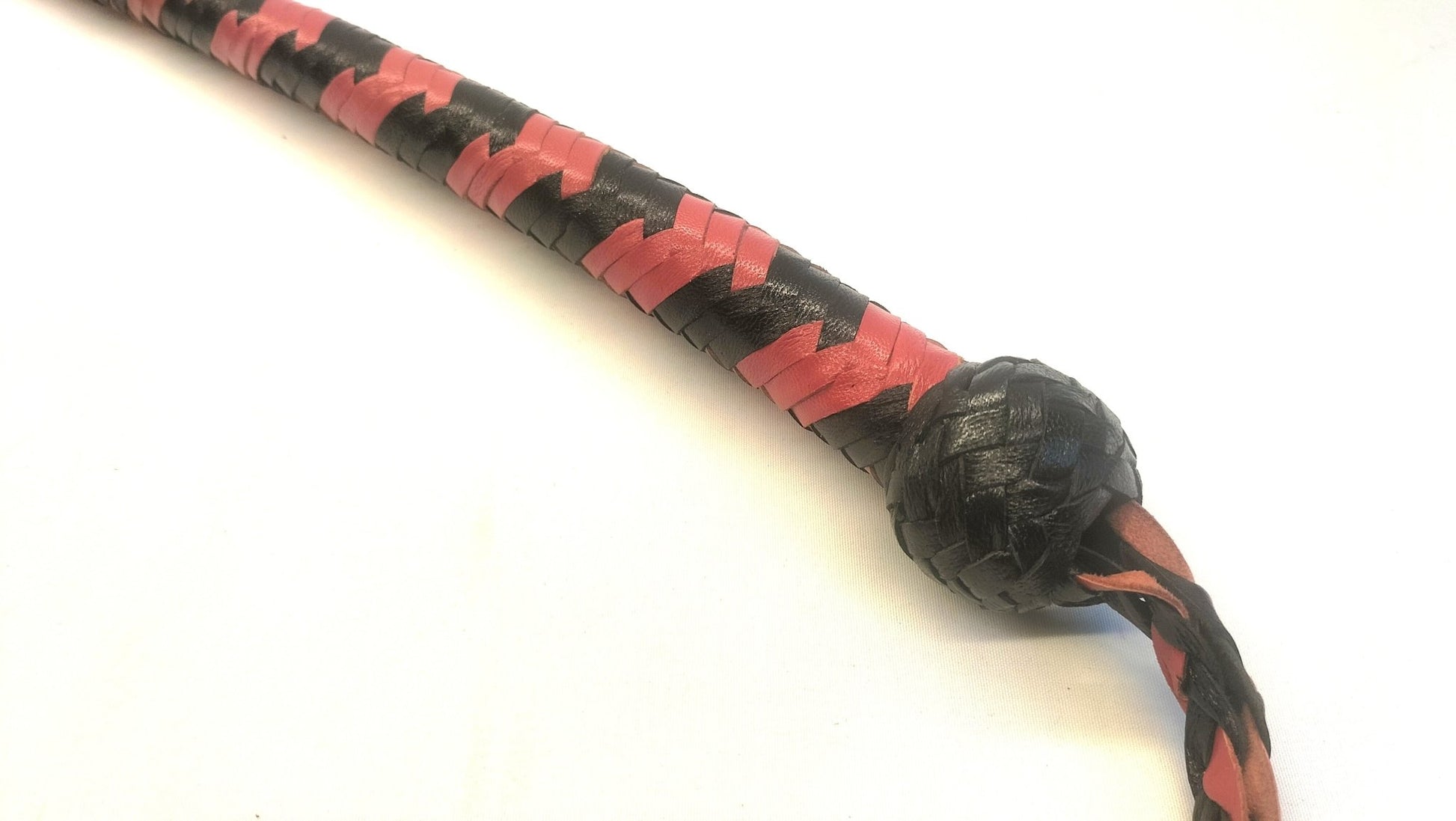 Gespleten Lederen Snakewhip Rood/Zwart – 99cm Impact Zweep - Impact Play Zweep - SM - speeltjes