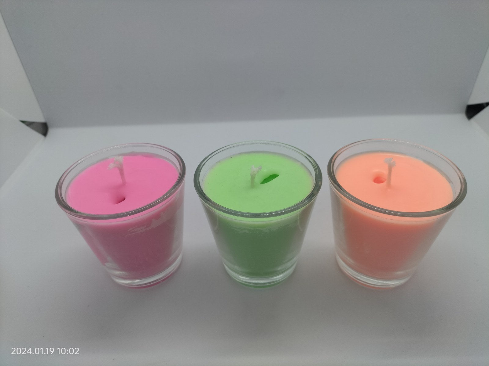 Gietkaars fluo diverse kleuren - SM - speeltjes