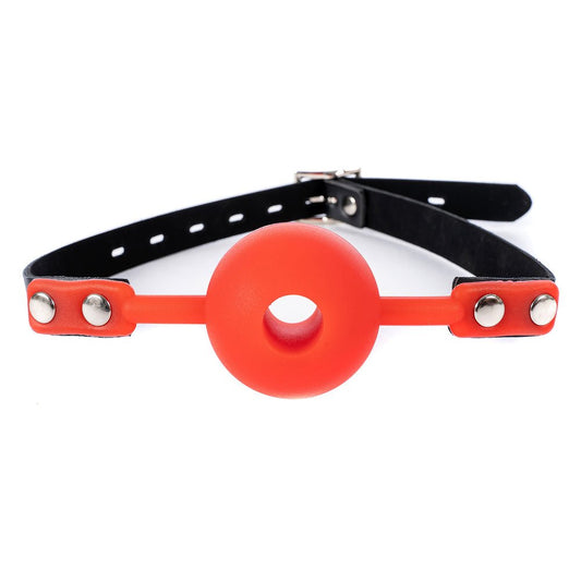 met-deze-50mm-grote-silicone-ballgag-vul-je-de-mond-van-je-submissive-helemaal-dankzij-het-grote-gat-in-de-gag-kan-hij-of-zij-gemakkelijker-ademen-maar-ook-kwijlen-1