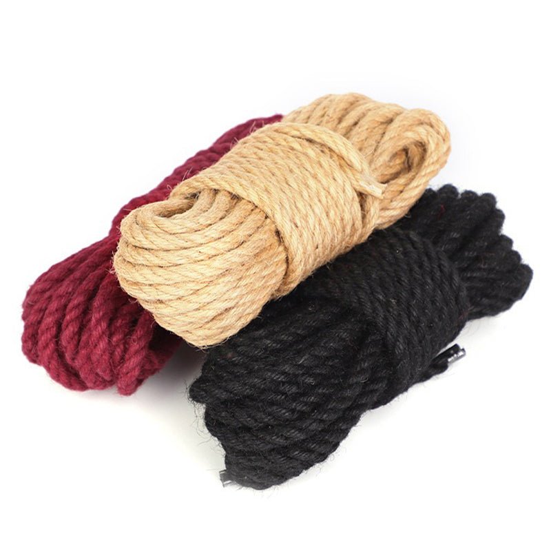 indien-je-houd-van-bondage-met-natuurlijke-touwen-dan-zijn-deze-hennep-touwen-in-de-kleuren-natural-bordeaux-of-zwart-de-ideale-instapper-dit-vooral-door-hun-prijs-kwalitiet-verhouding-5