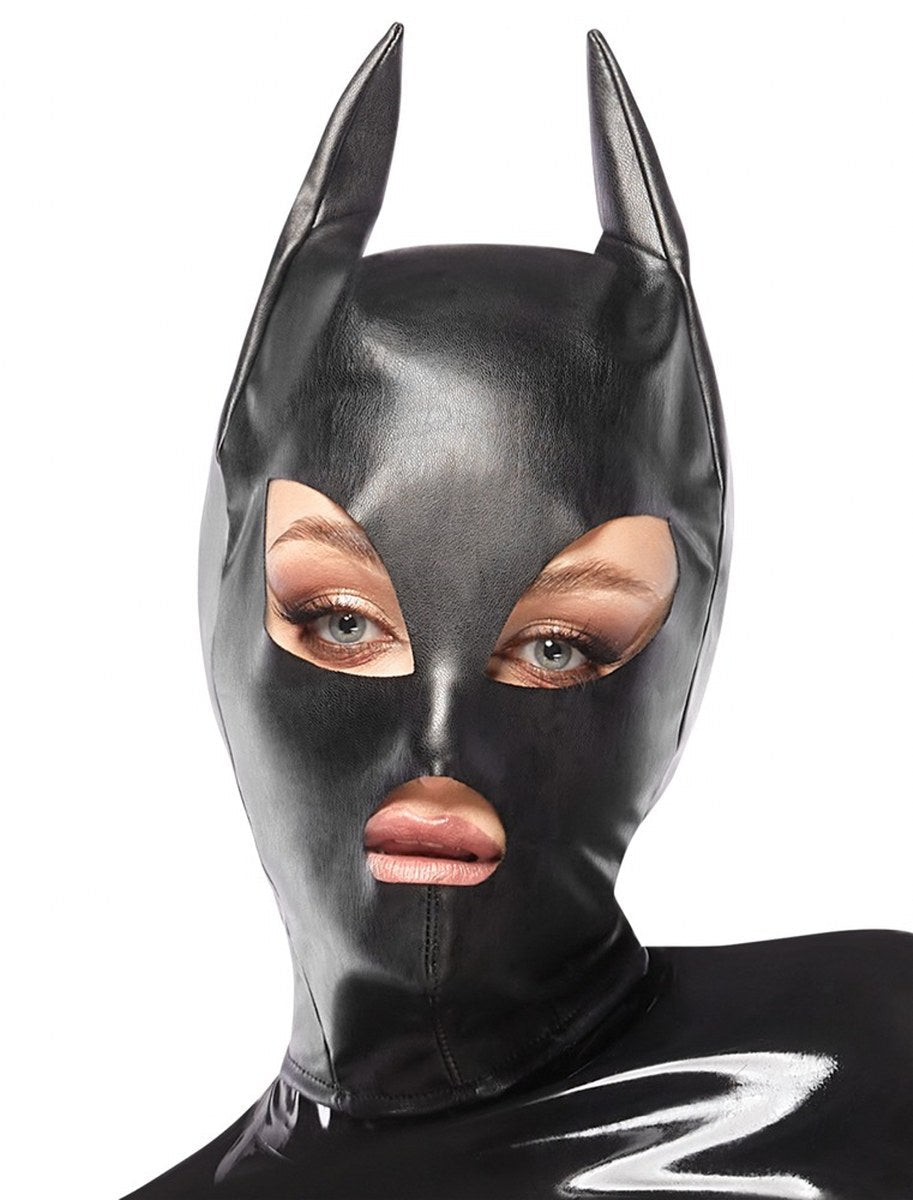 met-dit-wet-look-masker-van-bat-kitty-voel-je-jezelf-onmiddellijk-bat-woman-hoe-zo-het-ook-anders-kunnen
