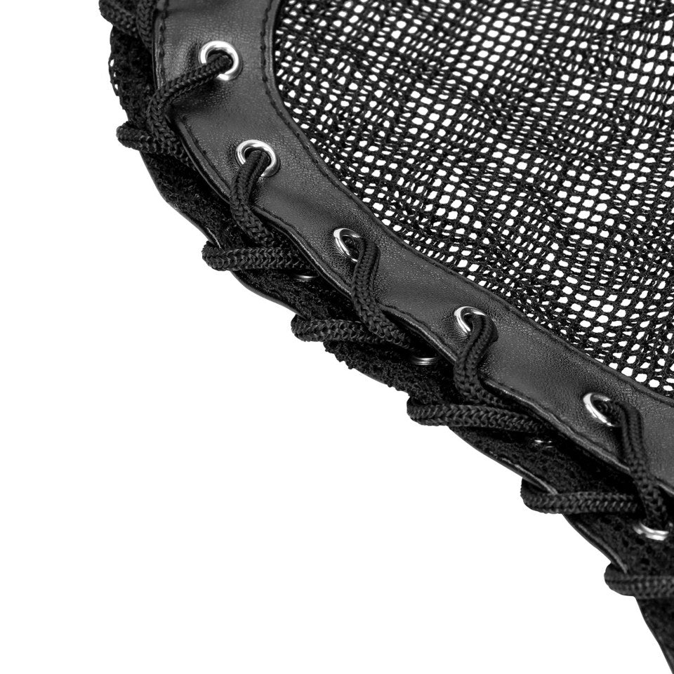 dit-hoofdmasker-gemaakt-van-visnetstof-met-aan-de-achterzijde-een-vetersluiting-voor-prefecte-pasvorm-heeft-aan-de-voorzijde-enkel-een-mondopening-of-deze-om-te-spreken-is-dat-is-een-andere-vraag-6