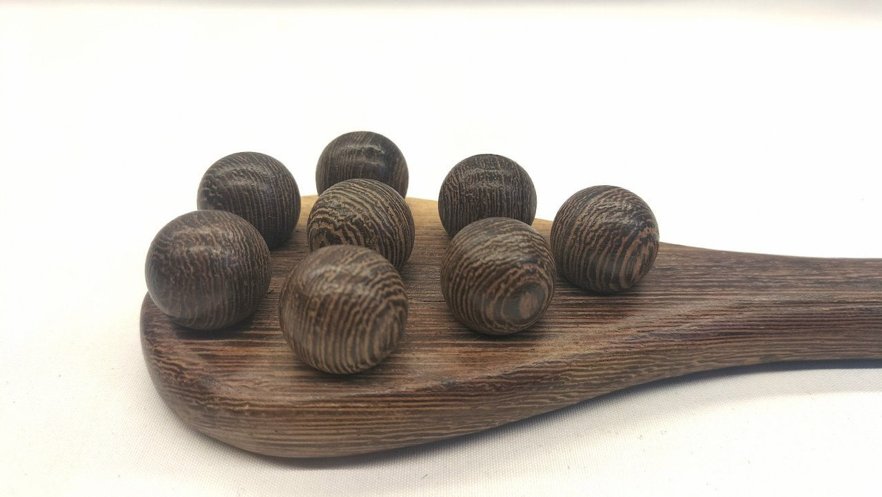 Houten Paddel met 8 Ballen - Dubbele Impact BDSM Paddle - BDSM Paddle - SM - speeltjes
