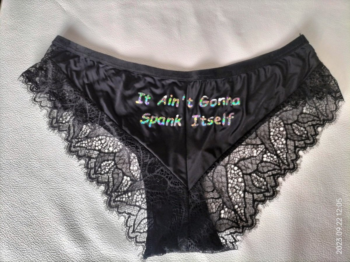 It ain't gonna spank itself slipje zwart met effectprint - SM - speeltjes