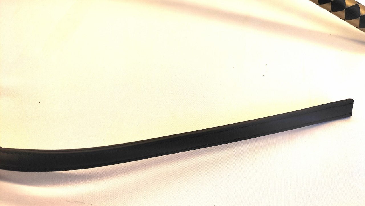 Japanse Bullwhip 130cm - Leren Single Tail Zweep Zwart of Zwart/Goud - Impact Play - SM - speeltjes