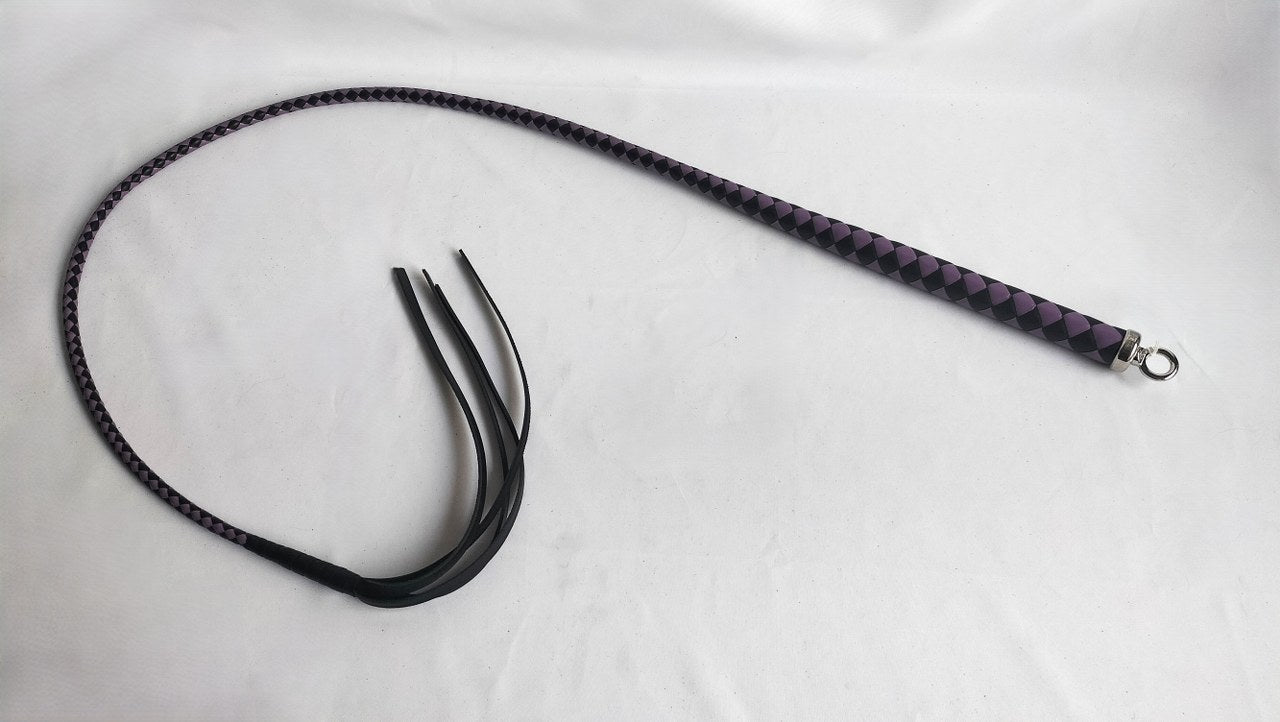 met-deze-japanse-bullwhip-uit-rechtstreekse-import-heb-je-een-stukje-japanse-kwaliteit-in-huis-de-zweep-is-met-kennis-van-zaken-gemaakt-en-met-oog-voor-detail-7