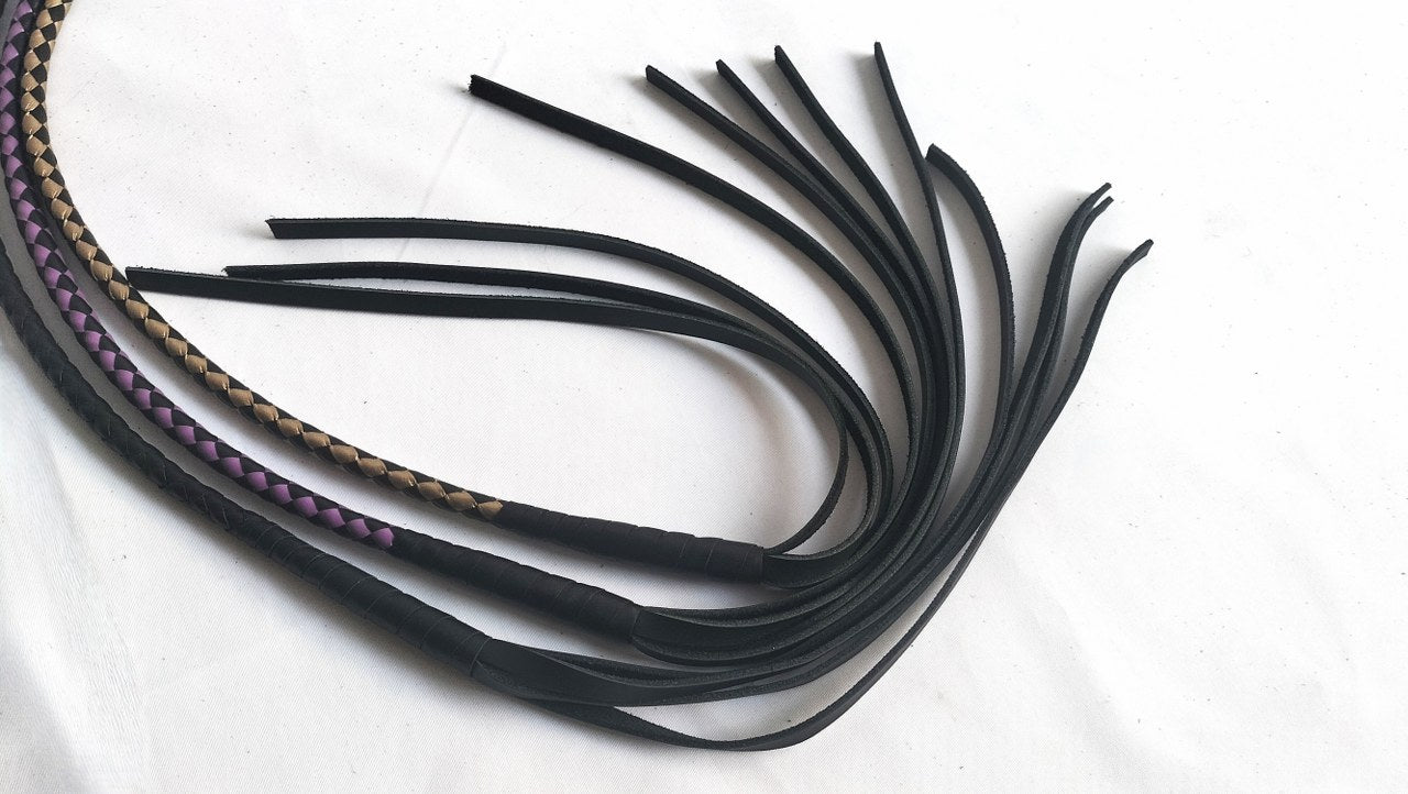 met-deze-japanse-bullwhip-uit-rechtstreekse-import-heb-je-een-stukje-japanse-kwaliteit-in-huis-de-zweep-is-met-kennis-van-zaken-gemaakt-en-met-oog-voor-detail-3