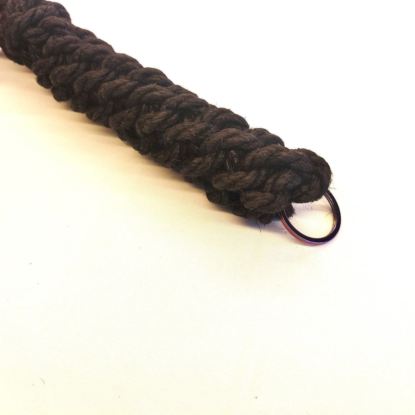 Jute Flogger Zwart Roze 150g – 9 Tails 47cm 4mm Handgemaakt - Impact Play - SM - speeltjes