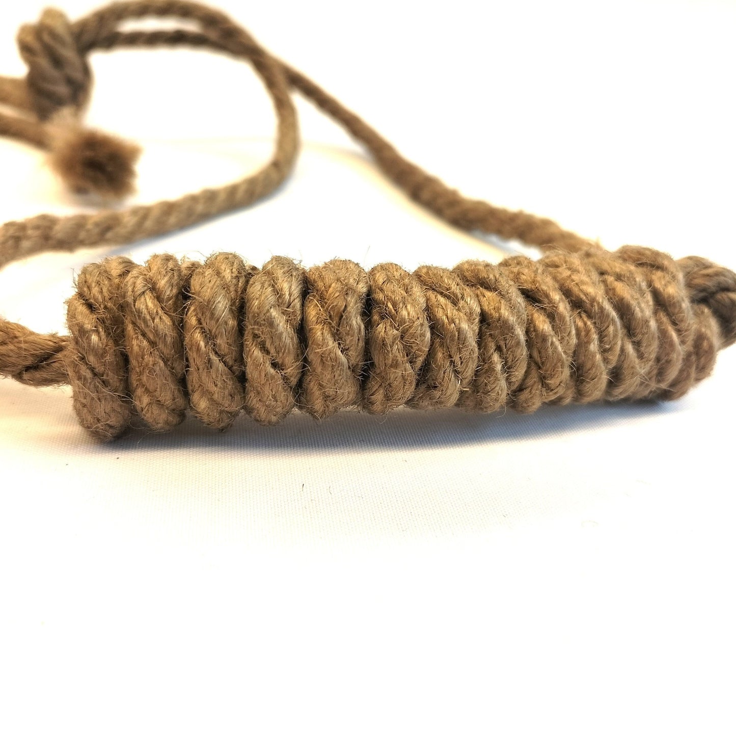 Jute Mondgag Handgemaakt 6mm – Naturel of Rood 9cm Gagball Shibari - Gagballs - SM - speeltjes