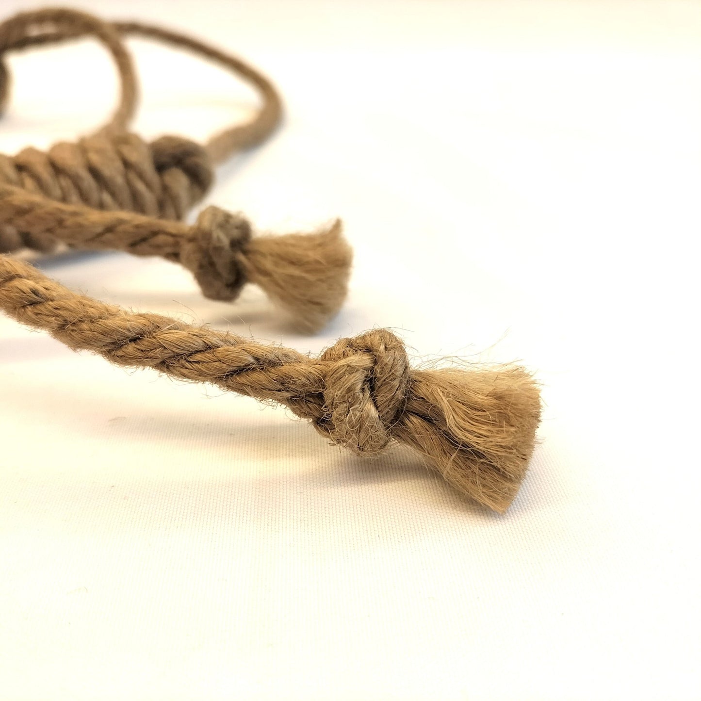Jute Mondgag Handgemaakt 6mm – Naturel of Rood 9cm Gagball Shibari - Gagballs - SM - speeltjes