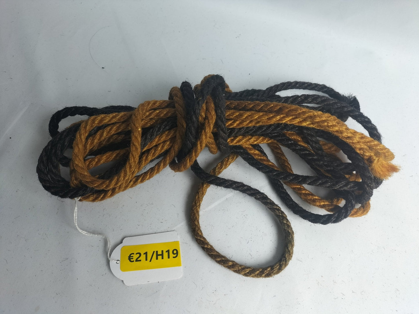 Jute touw 8 meter 6mm diverse kleuren - SM - speeltjes