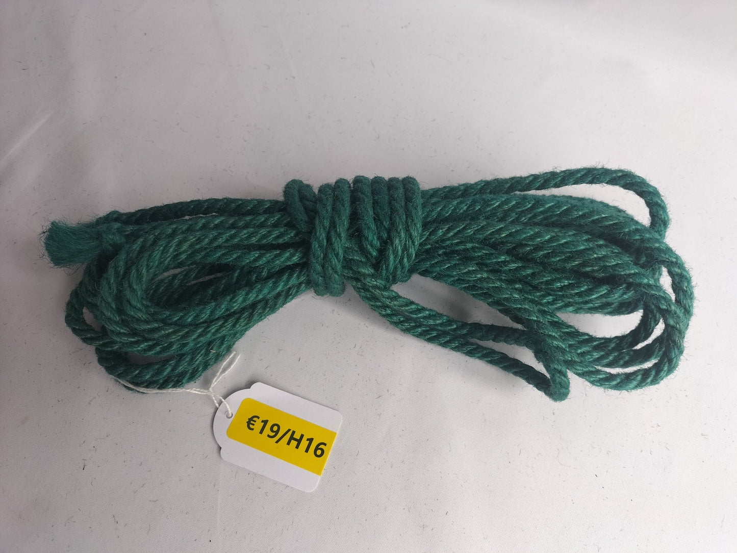 Jute touw 8 meter 6mm diverse kleuren - SM - speeltjes